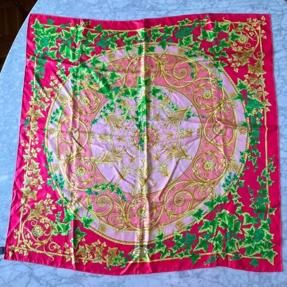 silk Versace scarf - Picture 2 of 7